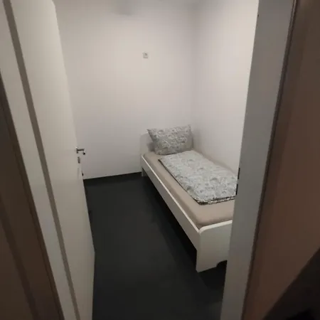 Checkpoint Ls 65 Mikroapartments Fuer Ein Bis Vier Personen *