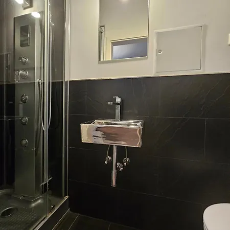 Checkpoint Ls 65 Mikroapartments Fuer Ein Bis Vier Personen Apartment *