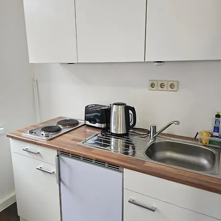 Apartament Checkpoint Ls 65 Mikroapartments Fuer Ein Bis Vier Personen Halle (Saale)
