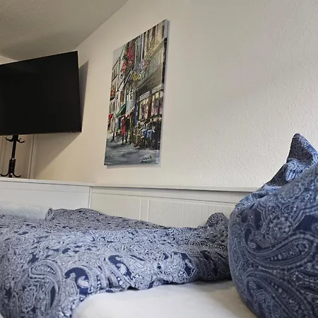 Checkpoint Ls 65 Mikroapartments Fuer Ein Bis Vier Personen Apartament *
