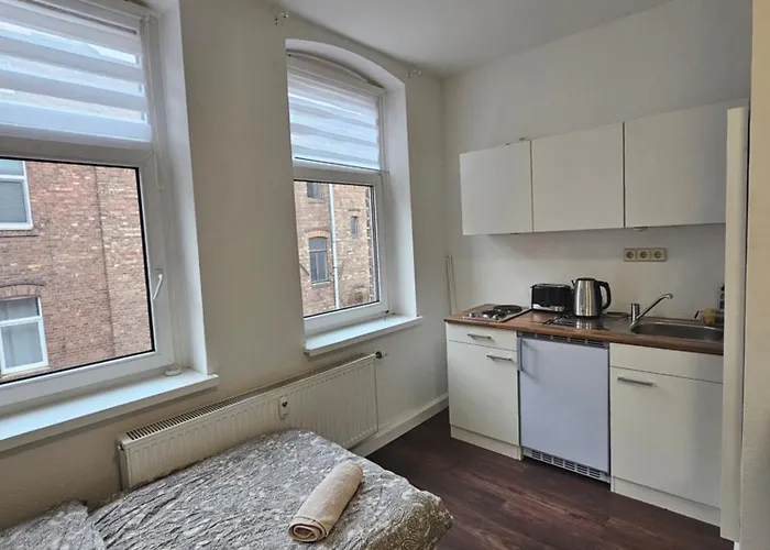 Checkpoint Ls 65 Mikroapartments Fuer Ein Bis Vier Personen Lägenhet Halle (Saale)
