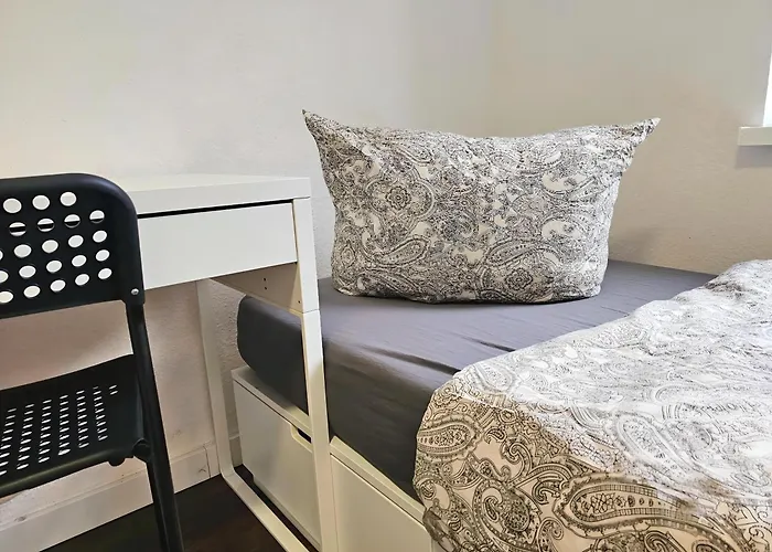 Checkpoint Ls 65 Mikroapartments Fuer Ein Bis Vier Personen * Halle (Saale)